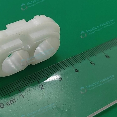 Mesin prototipe CNC HDPE plastik khusus yang digunakan untuk kendaraan