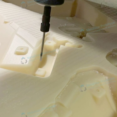 Prototipe mesin plastik CNC ABS khusus yang digunakan untuk mobil