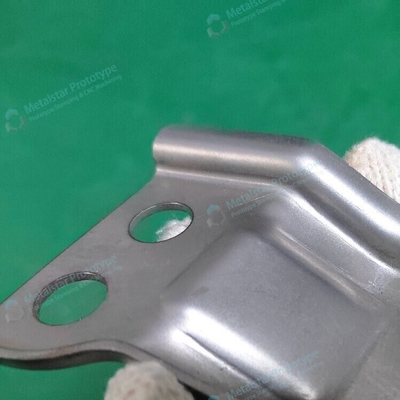 2.0mm SPFH590 Bagian logam lembaran prototipe cepat yang digunakan untuk kendaraan