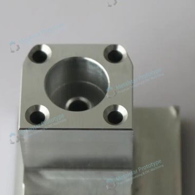 Layanan prototipe CNC SS304 yang akurat digunakan untuk perangkat listrik