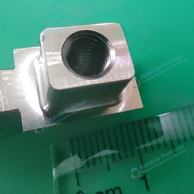 Custom 316 stainless steel prototipe CNC bagian yang digunakan untuk peralatan