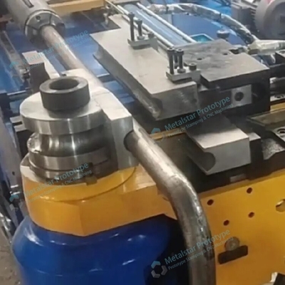 Pembuatan tabung stainless steel berkualitas tinggi yang digunakan untuk grill