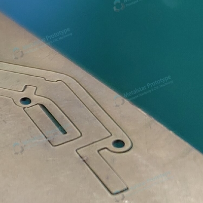 Layanan pemotongan laser khusus untuk kuningan dan logam 0,10 mm - 20,0 mm